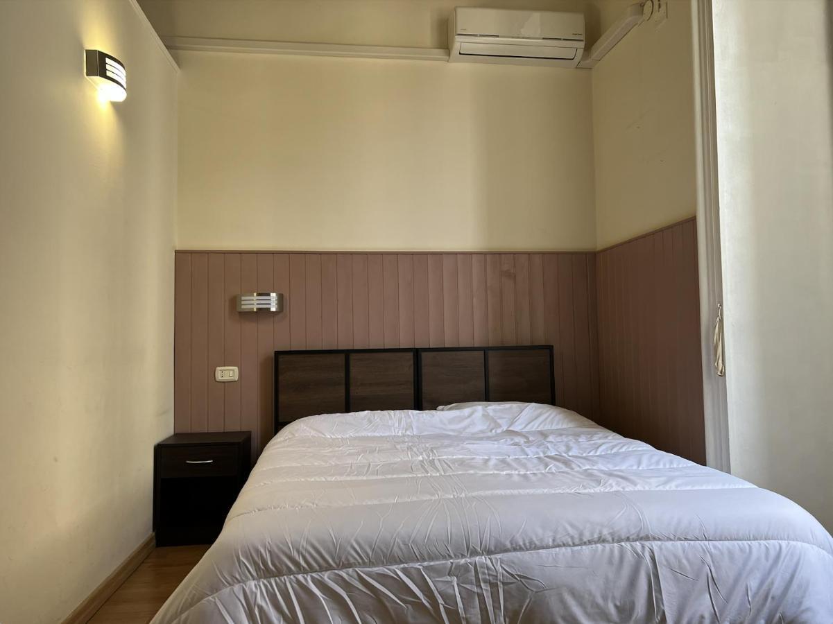 Bed & Breakfast Il Giardino E Gli Affreschi Catania